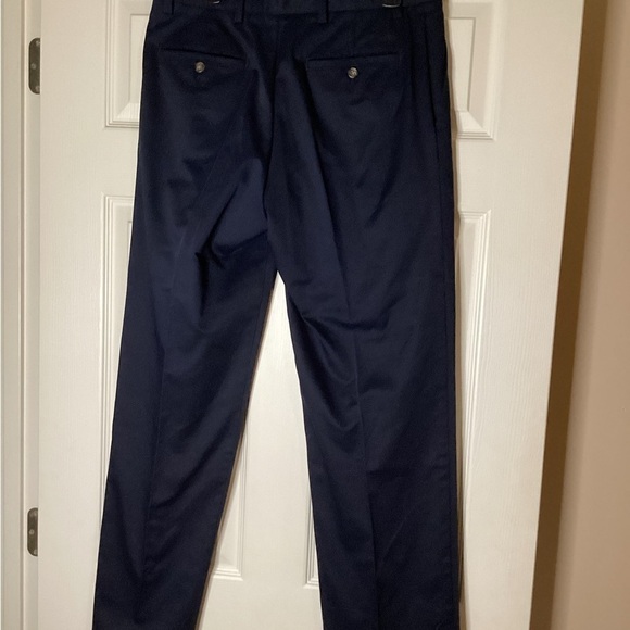 Dockers Classic Fit Men’s Dress Pants - Picture 3 of 5